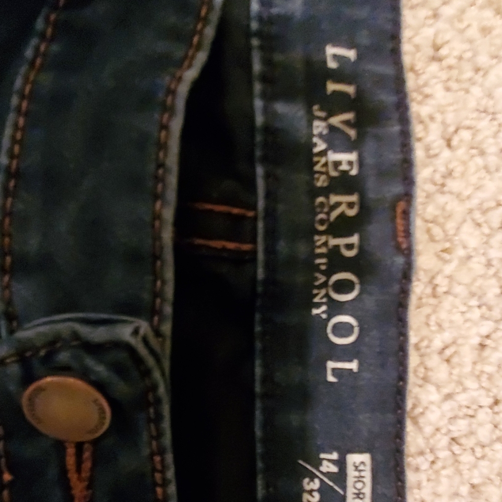 Jeans - Picture 3 of 5